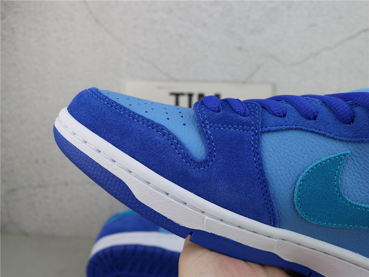 M Batch Nike SB Dunk Low Blue Raspberry DM0807-400